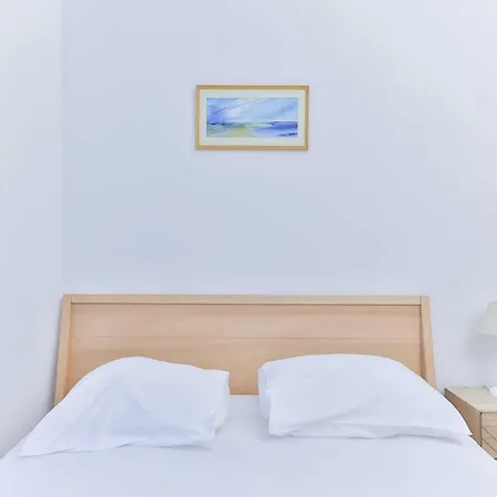 Bright, Modern Apartment- 14 Arrd- Mobility Lease Apartment *