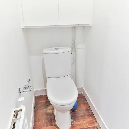 Bright, Modern Apartment- 14 Arrd- Mobility Lease