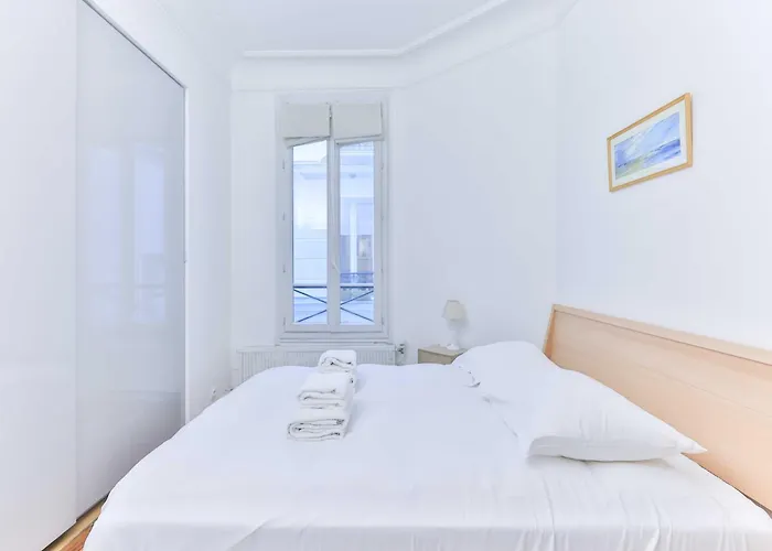 Bright, Modern Apartment- 14 Arrd- Mobility Lease Daire Paris