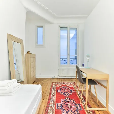 Bright, Modern Apartment- 14 Arrd- Mobility Lease * Paris
