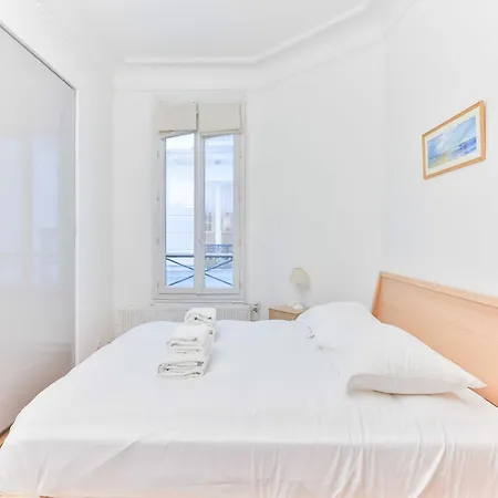 Bright, Modern Apartment- 14 Arrd- Mobility Lease Appartement *