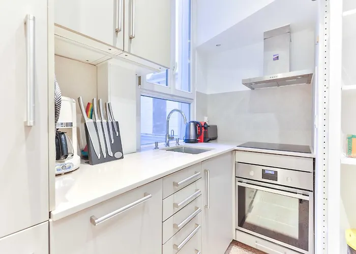 Bright, Modern Apartment- 14 Arrd- Mobility Lease Apartmán